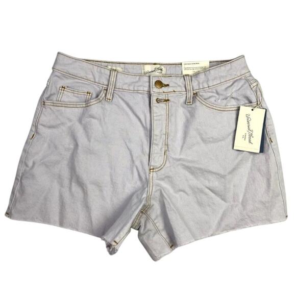 Universal Thread Pants - Universal Thread Off White High Rise Vintage Midi Jean Shorts Size 10 New w/ Tag
